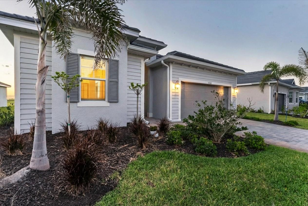 14381 HERITAGE LANDING BLVD