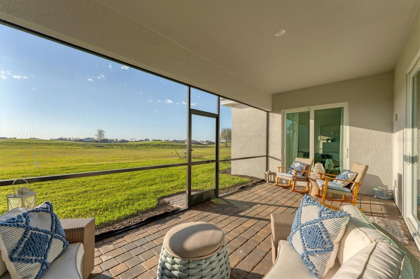 14381 HERITAGE LANDING BLVD