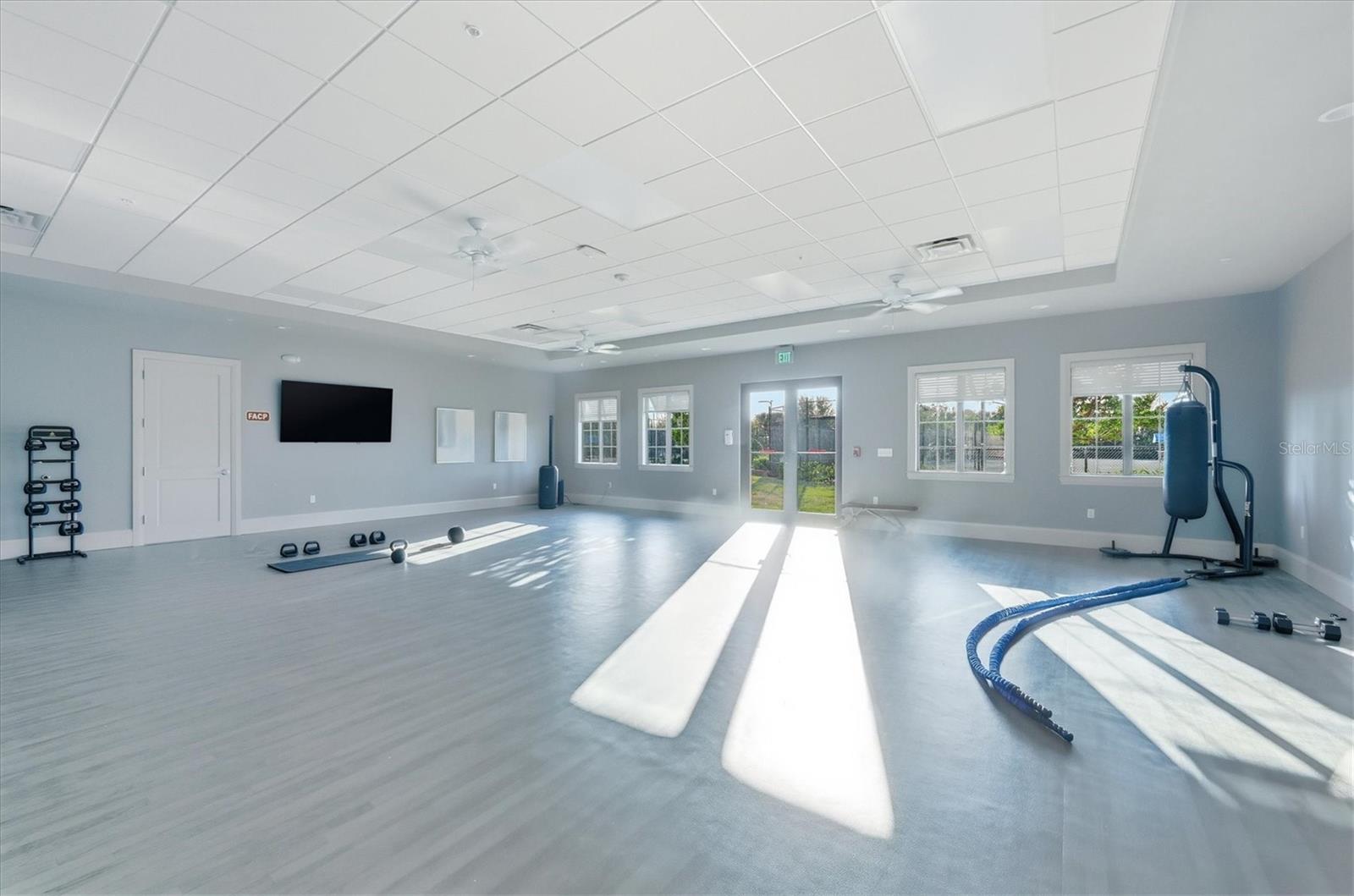 25025 OAK HAMMOCK CT