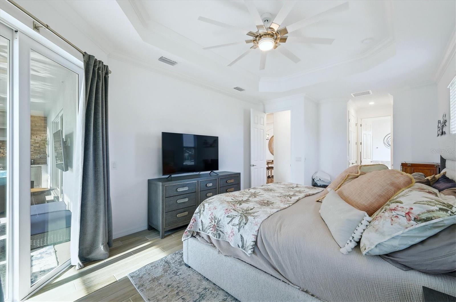 25025 OAK HAMMOCK CT