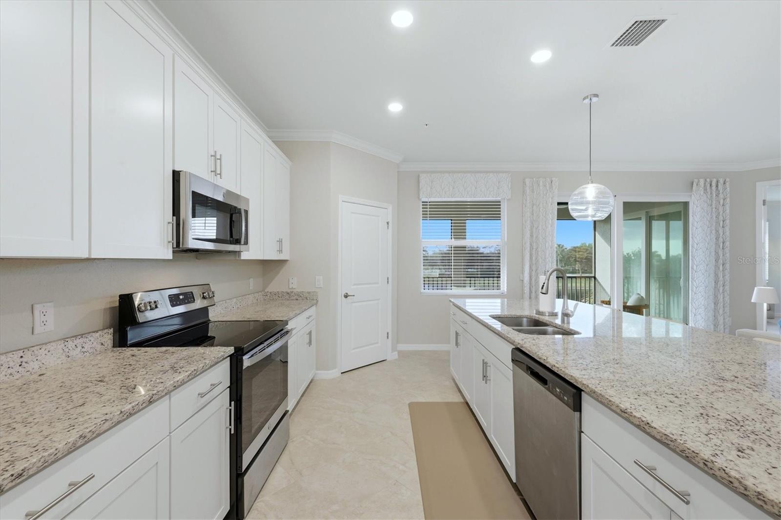 14655 SYCAMORE CT #3121