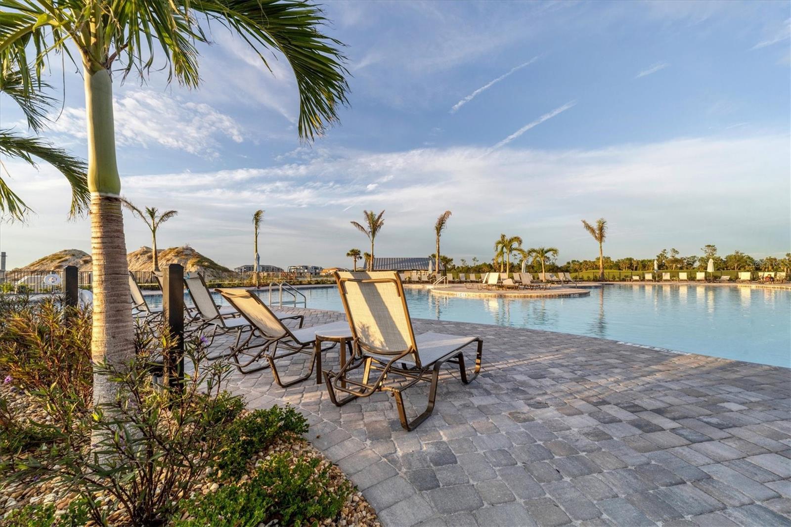 14161 HERITAGE LANDING BLVD #1123
