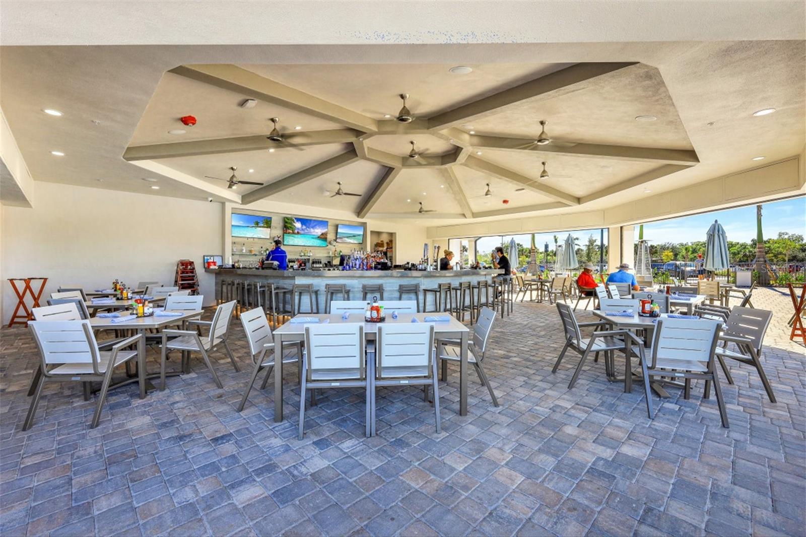 14161 HERITAGE LANDING BLVD #1123
