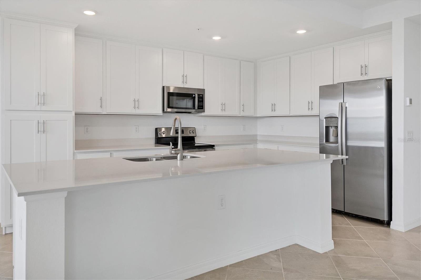 14161 HERITAGE LANDING BLVD #1123