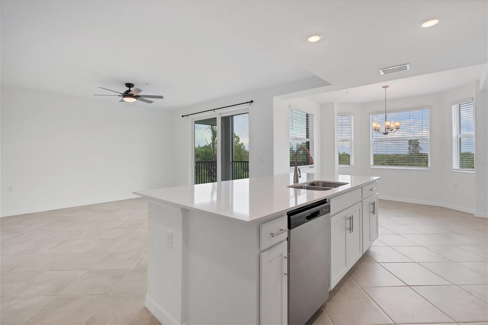 14161 HERITAGE LANDING BLVD #1123