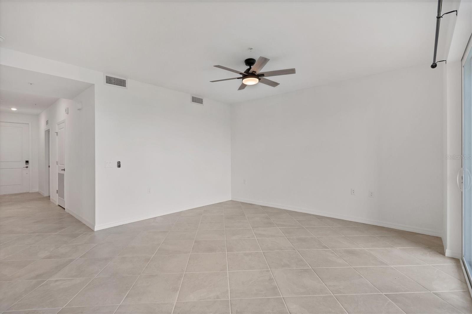 14161 HERITAGE LANDING BLVD #1123