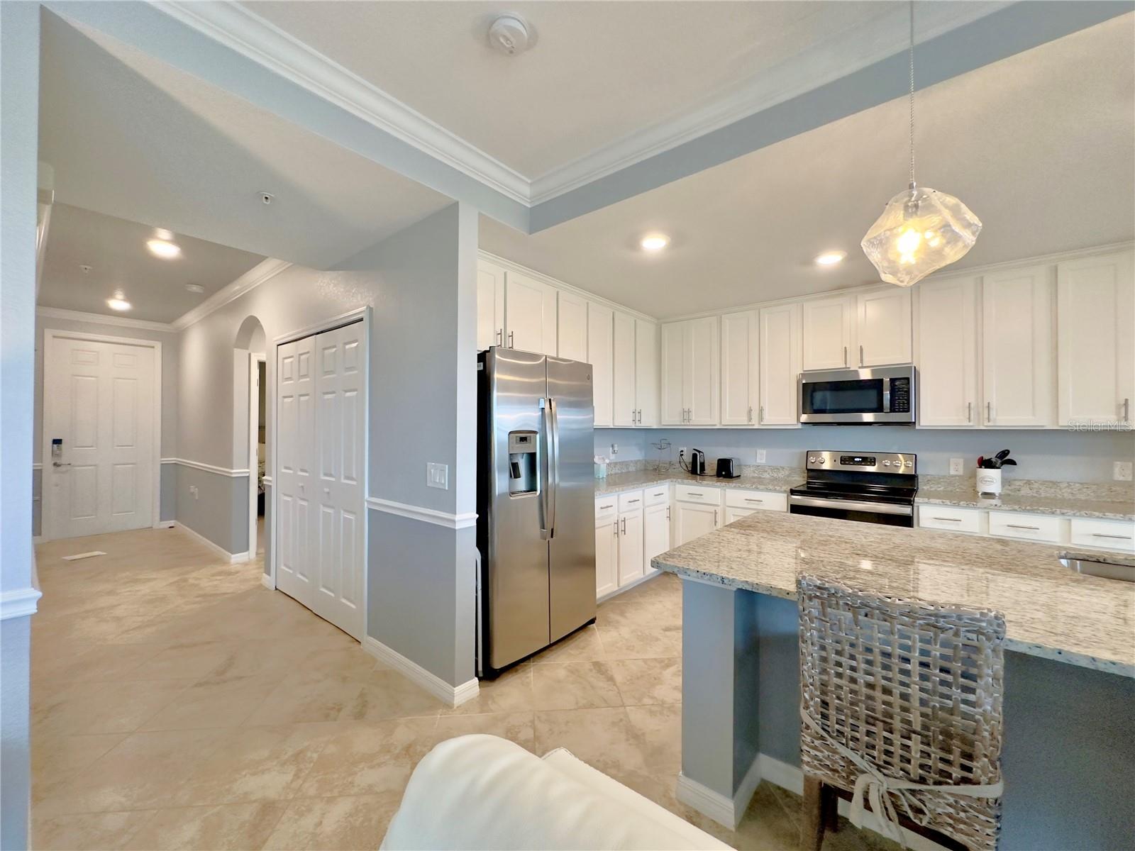 14091 HERITAGE LANDING BLVD #127
