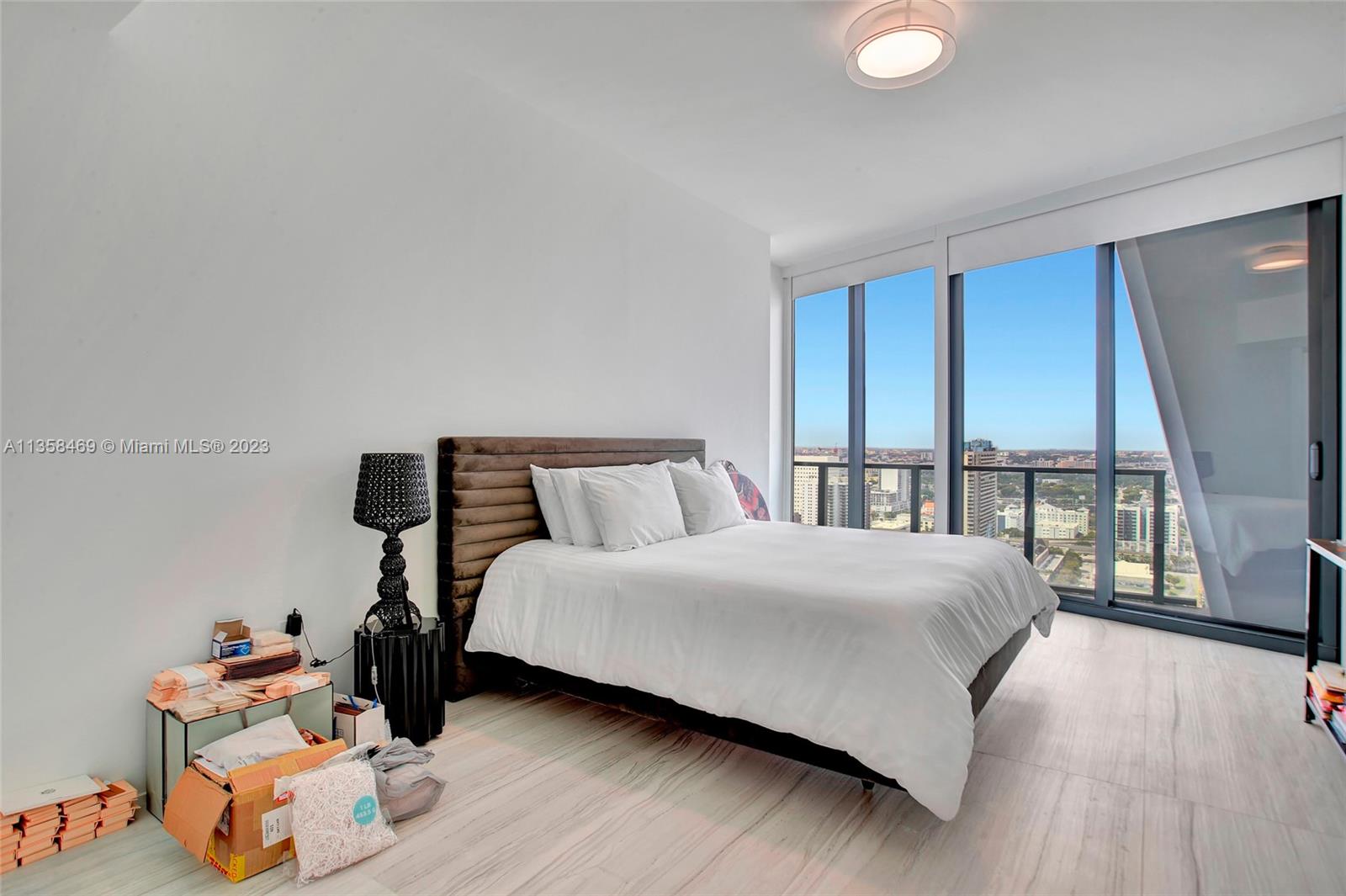 1000 Biscayne Blvd # 2802
