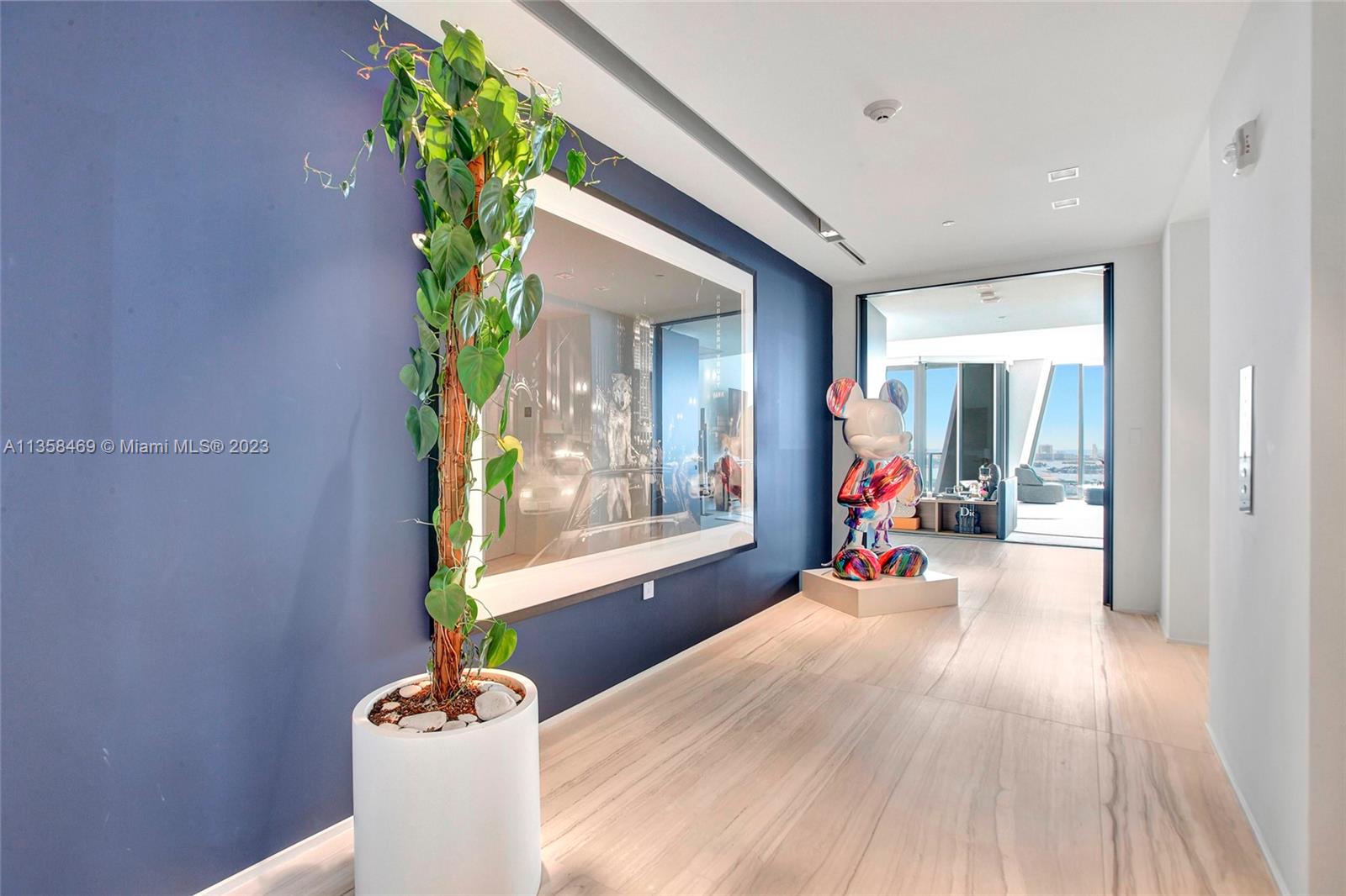 1000 Biscayne Blvd # 2802