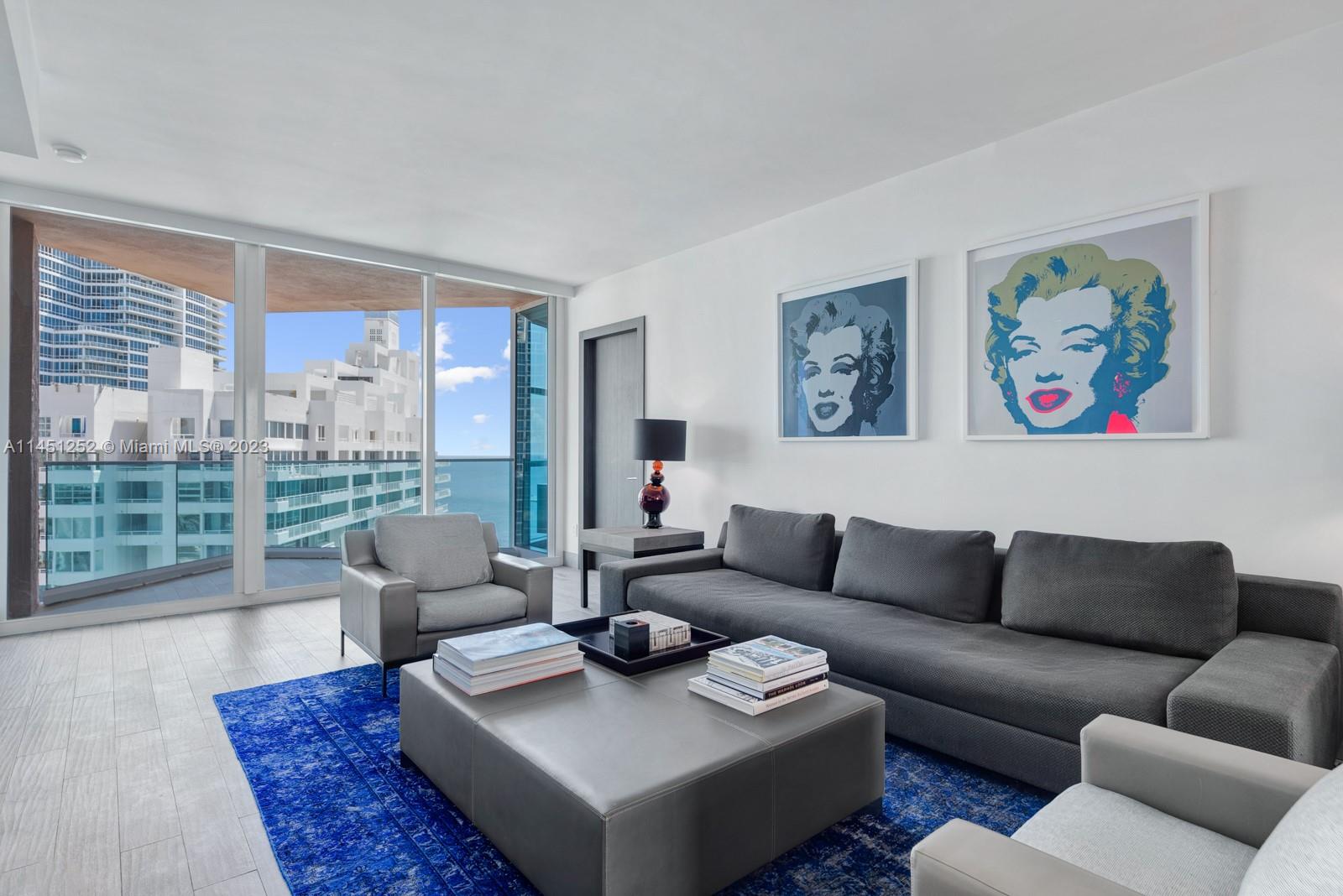 300 S Pointe Dr # 2306