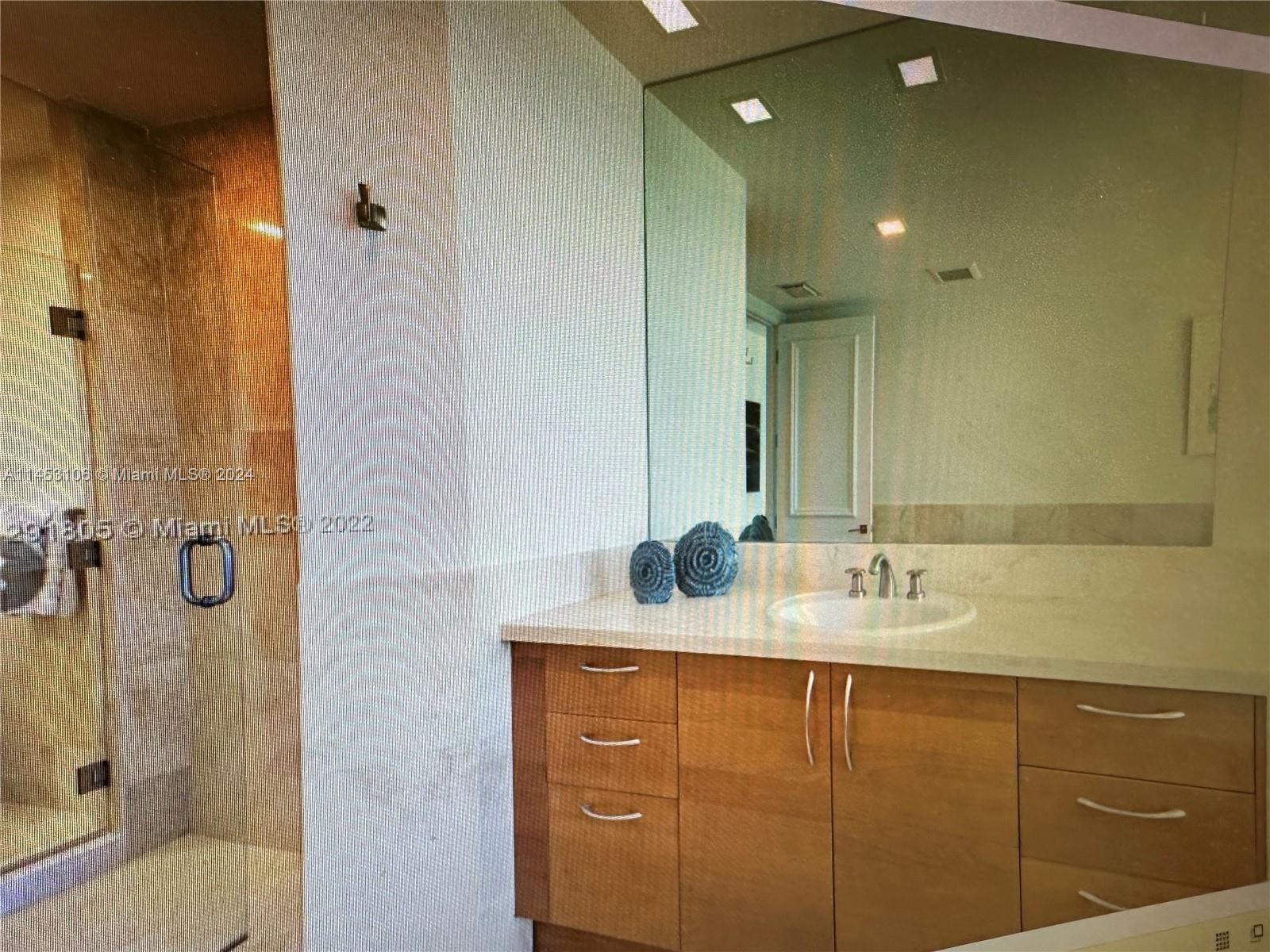 5959 Collins Ave # 1802
