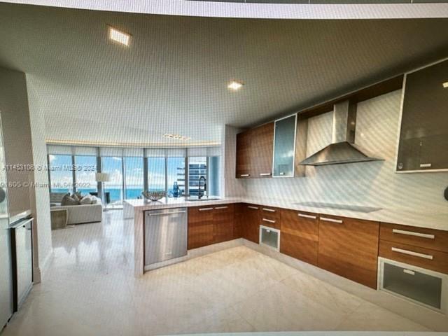 5959 Collins Ave # 1802