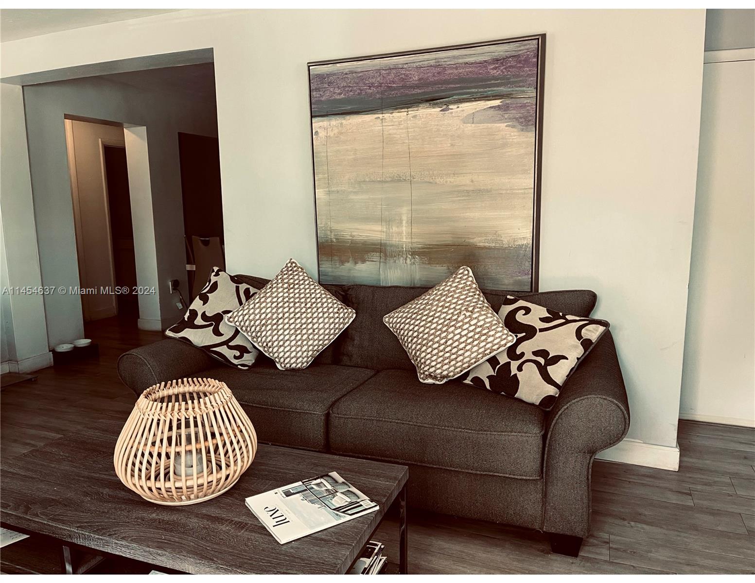 1590 Michigan Ave # 7
