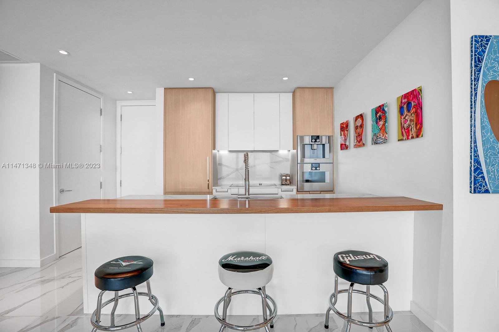 15701 Collins Ave # 3204