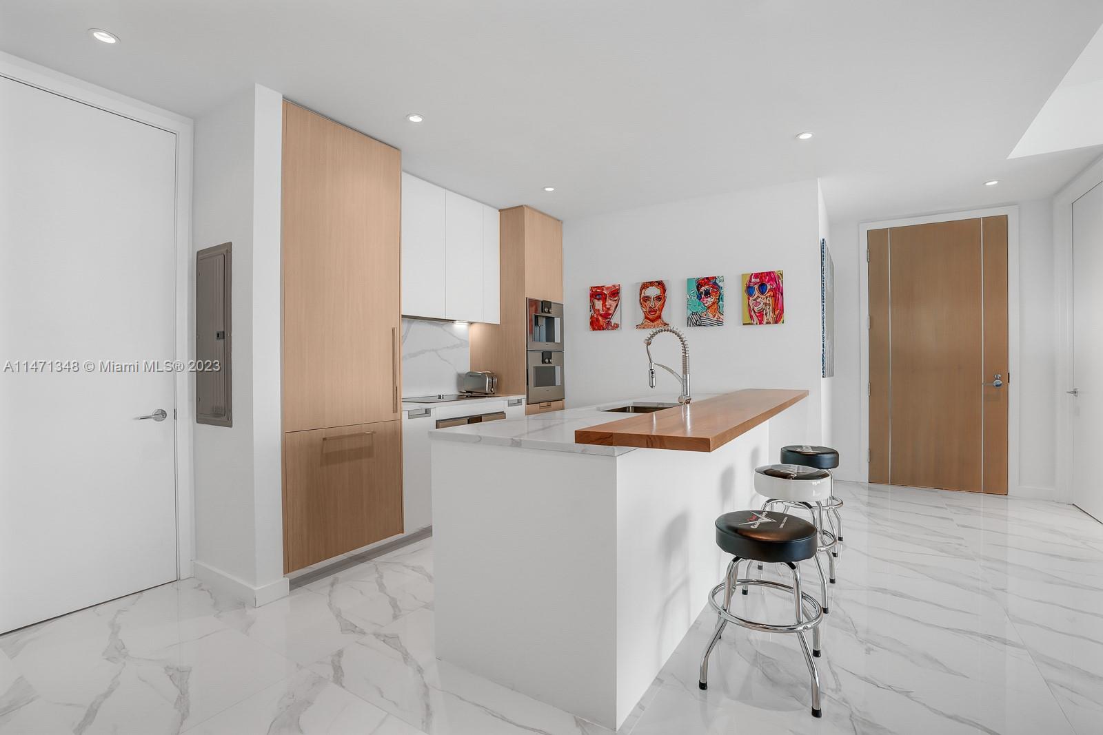 15701 Collins Ave # 3204