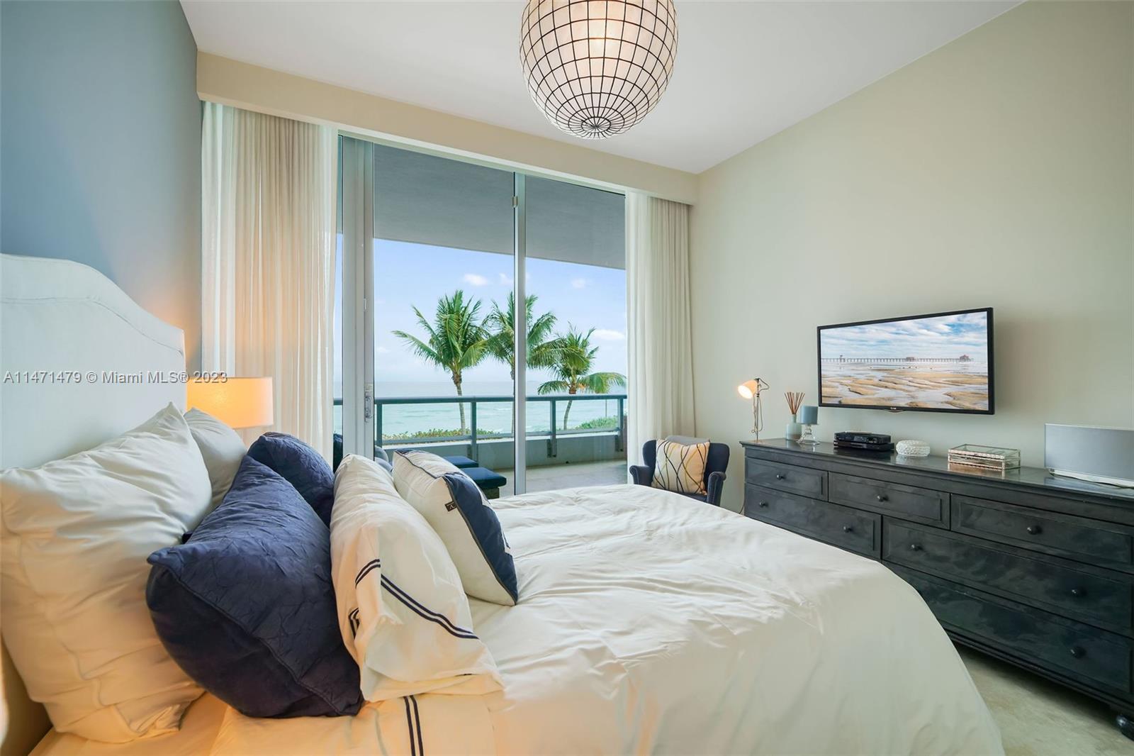 6799 Collins Ave # 205