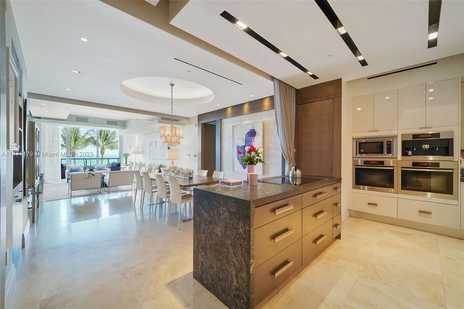 6799 Collins Ave # 205