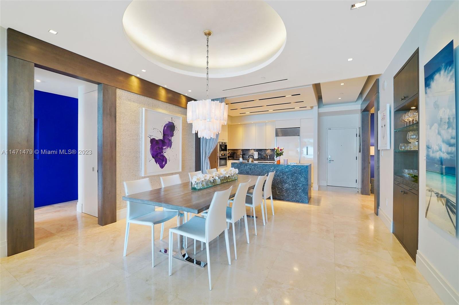 6799 Collins Ave # 205