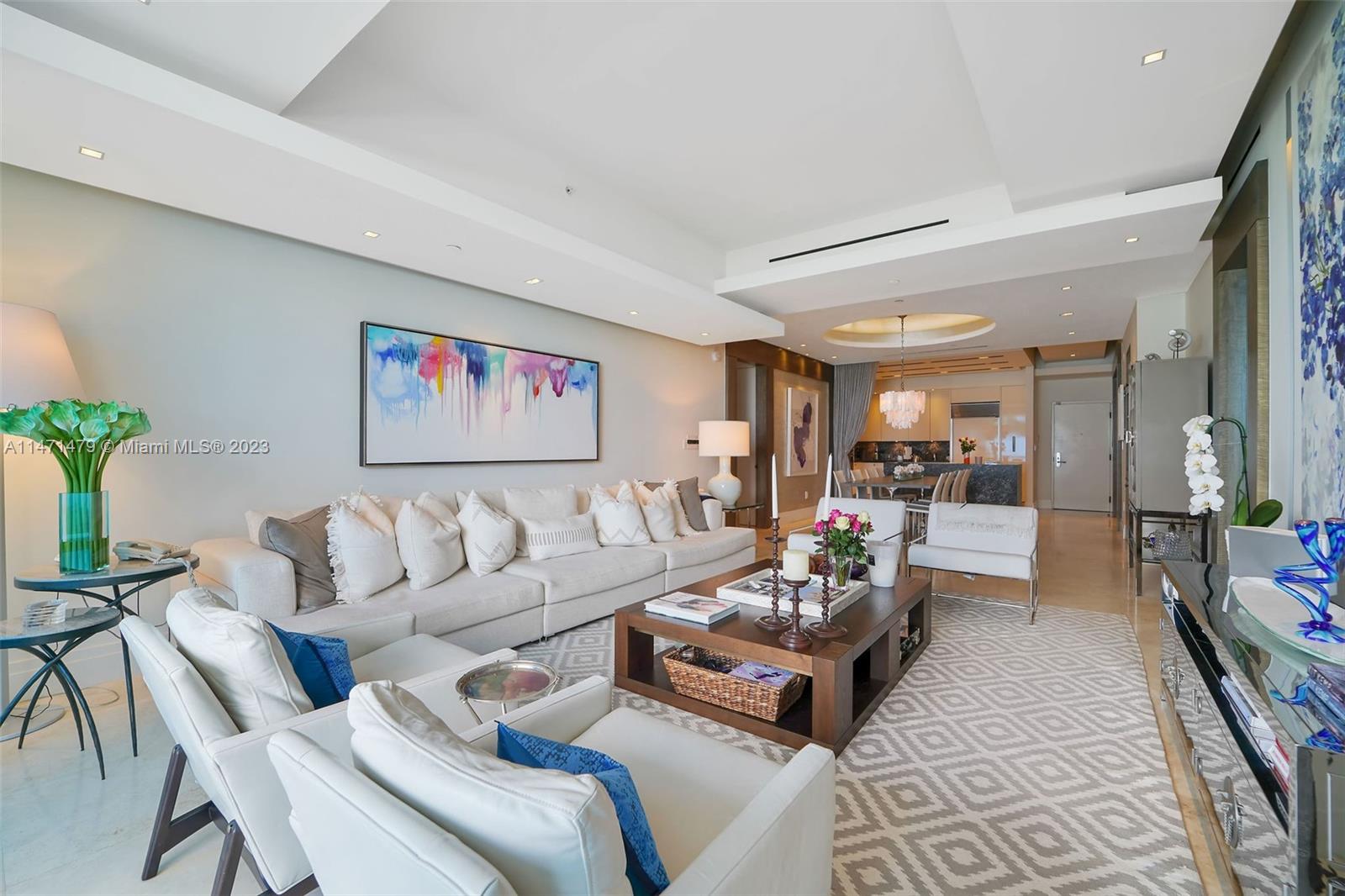 6799 Collins Ave # 205