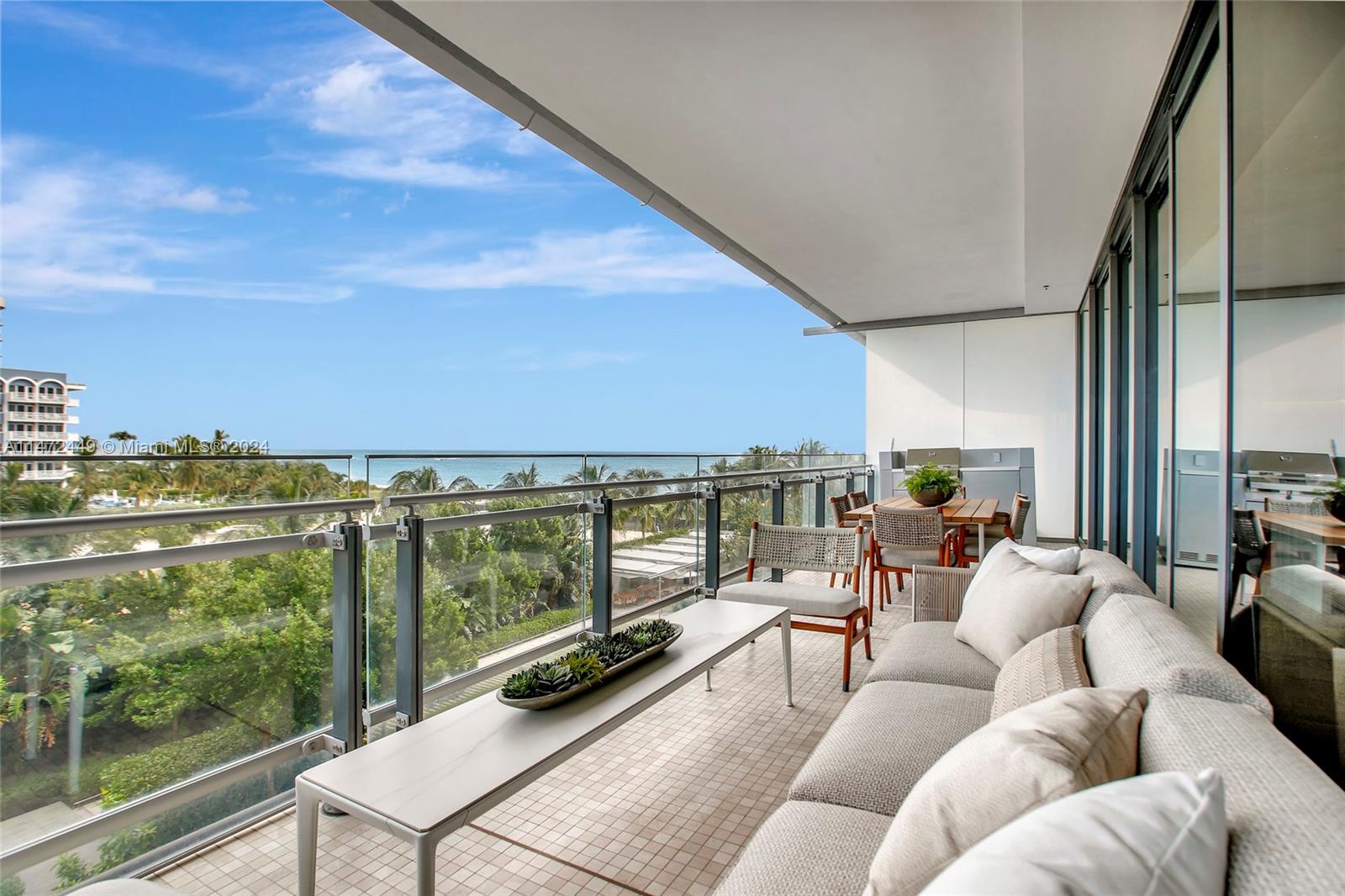 8701 Collins Ave # 403
