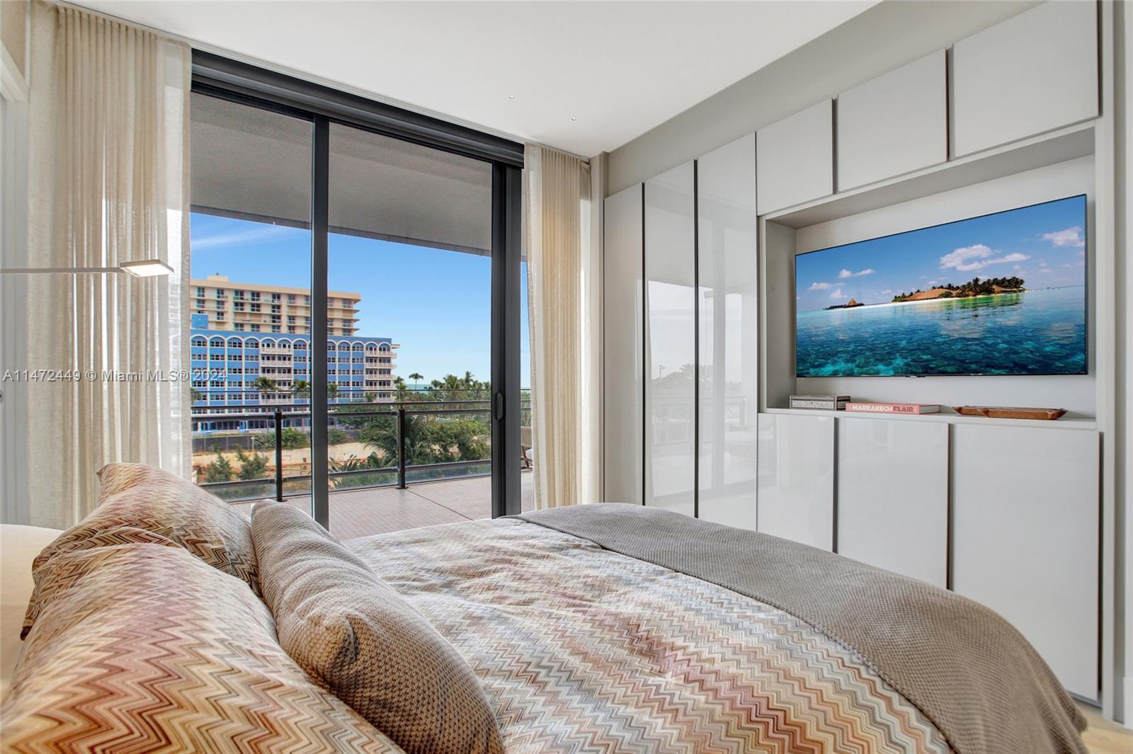 8701 Collins Ave # 403