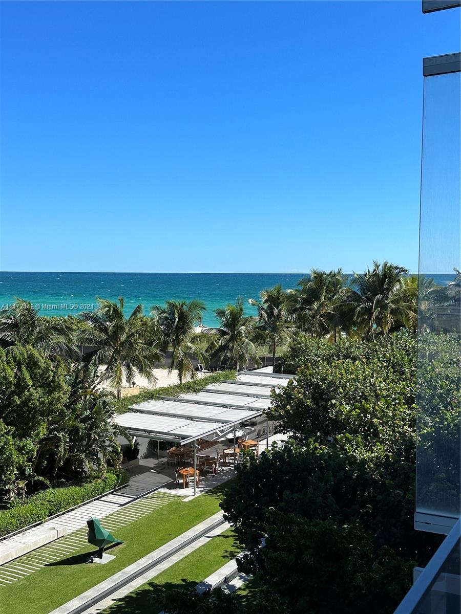 8701 Collins Ave # 403