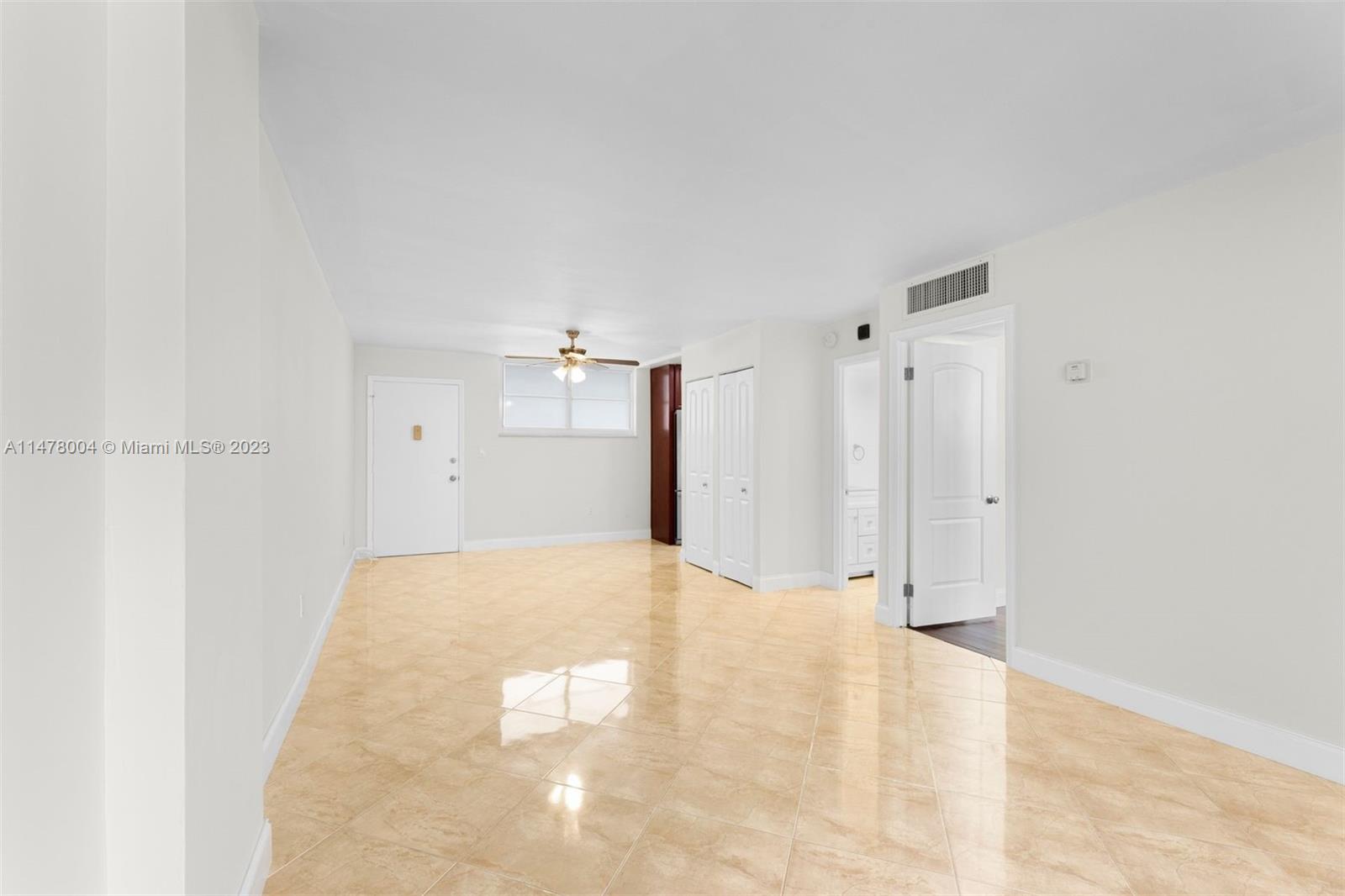 1750 James Ave # 5K