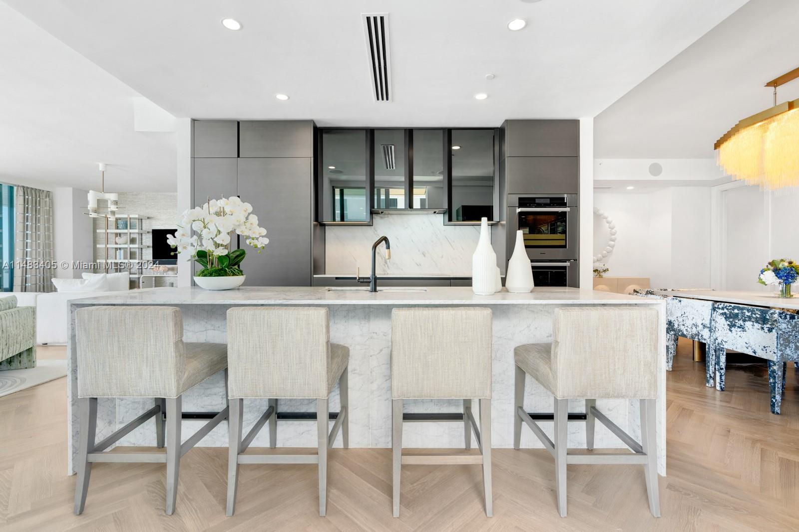 5775 Collins Ave # 1203