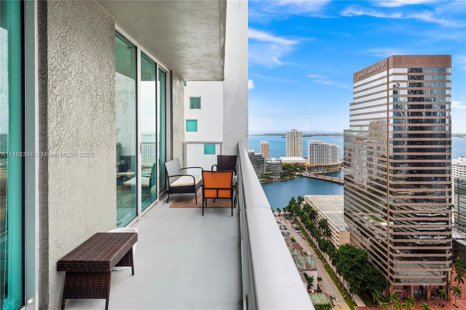 55 SE 6th St # 3310