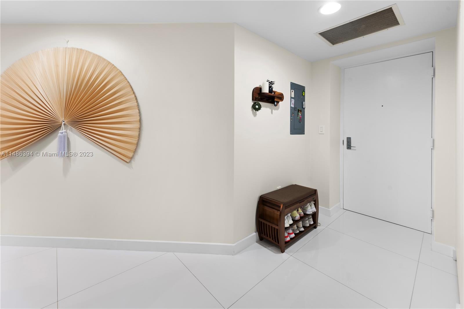 55 SE 6th St # 3310