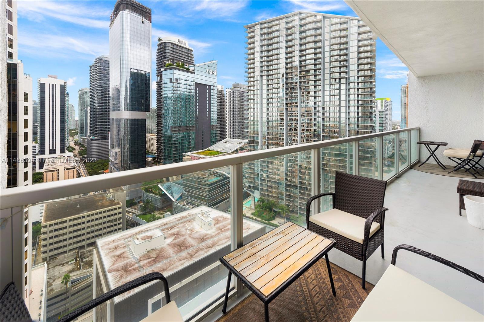 55 SE 6th St # 3310