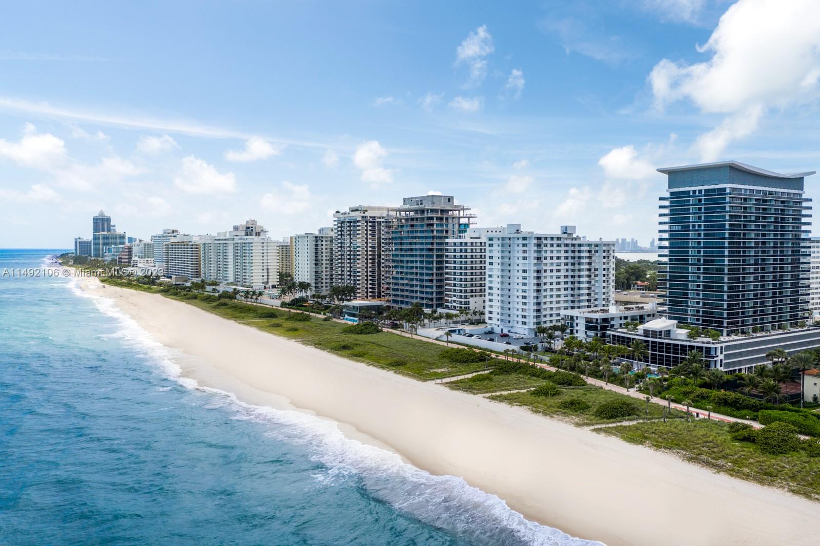 5875 Collins Ave # 1206
