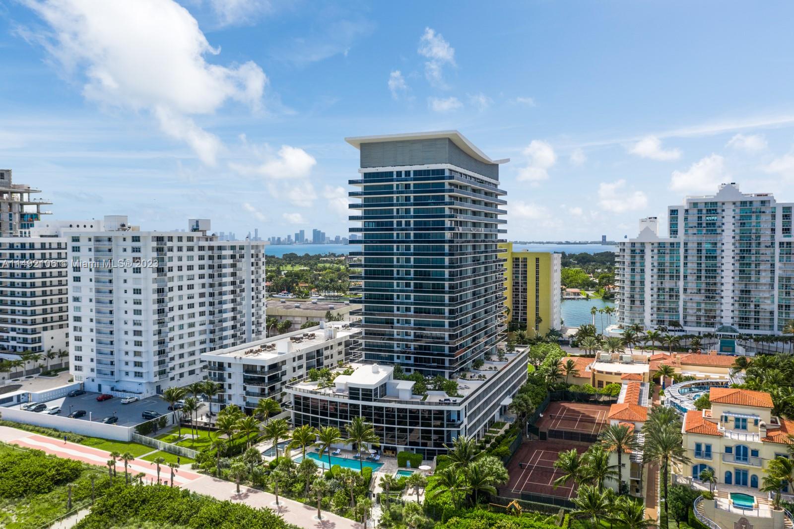 5875 Collins Ave # 1206