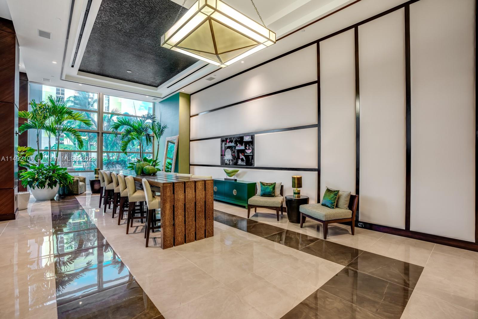 5875 Collins Ave # 1206