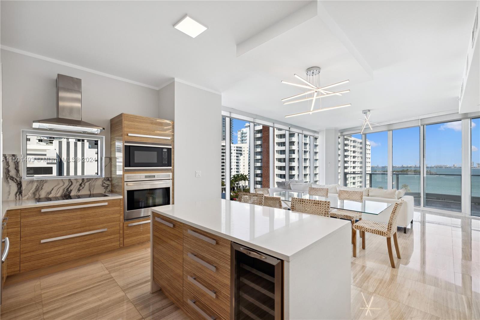 2020 N Bayshore Dr # 801