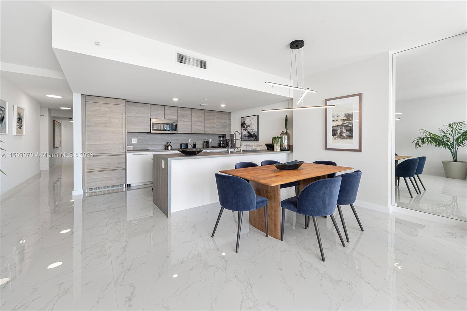400 Sunny Isles Blvd # 1904