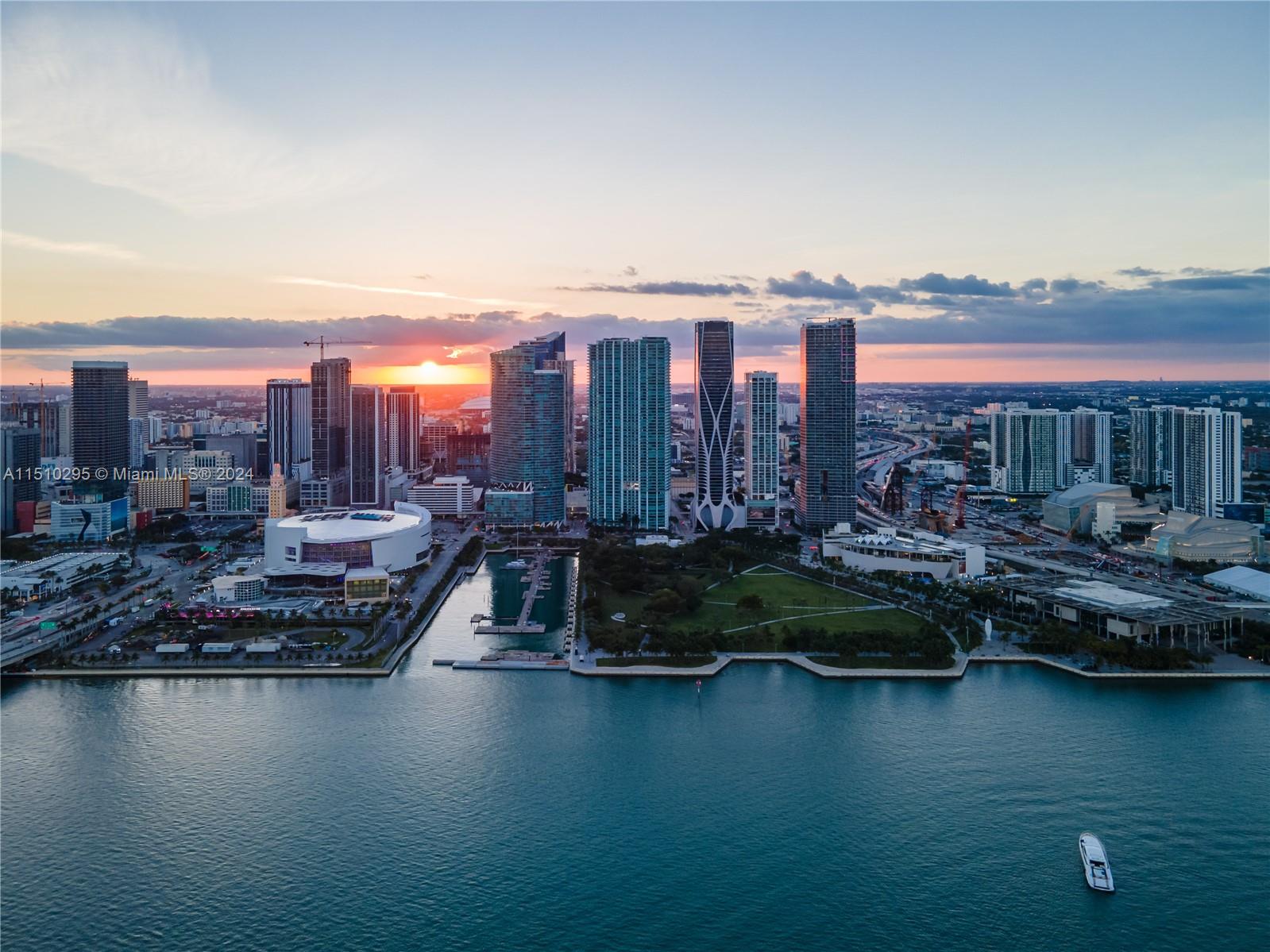 900 Biscayne Blvd Unit: PH6301