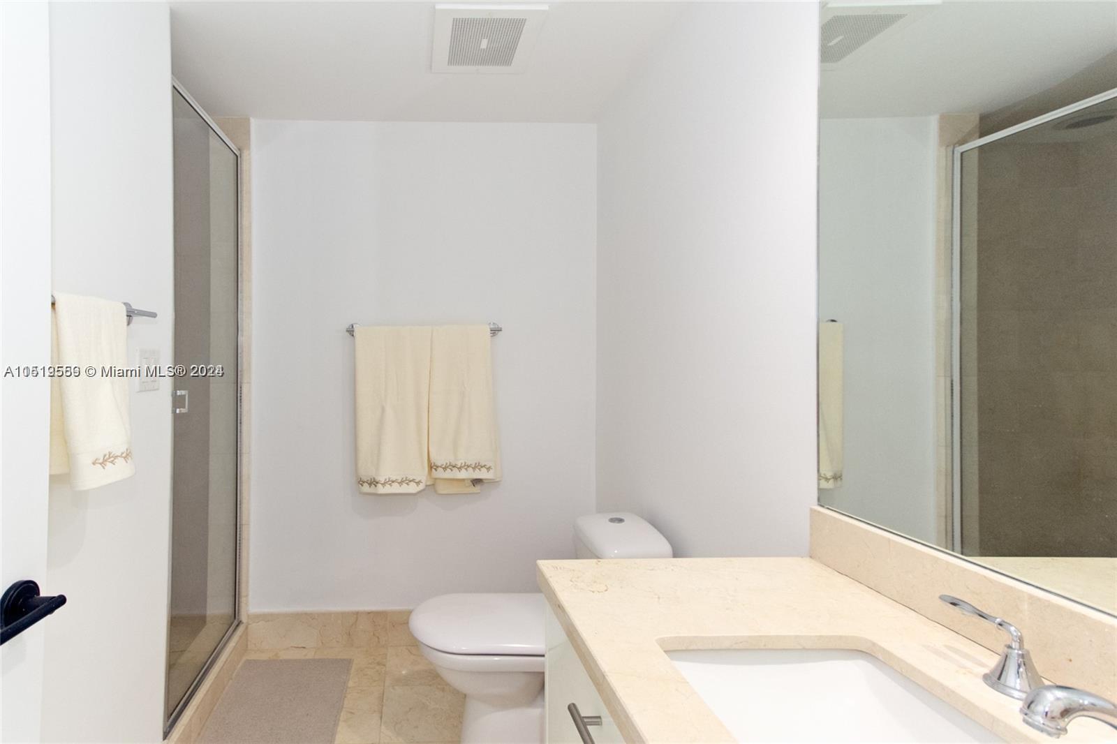 6799 Collins Ave # 1505