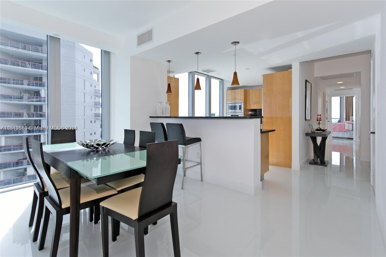 6799 Collins Ave # 1505