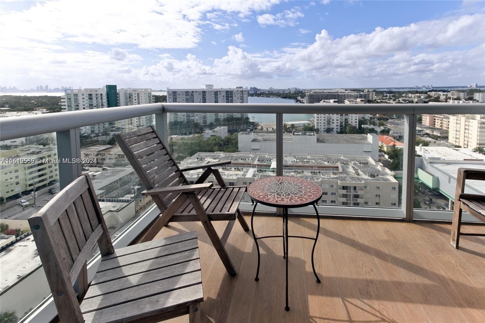 6799 Collins Ave # 1505