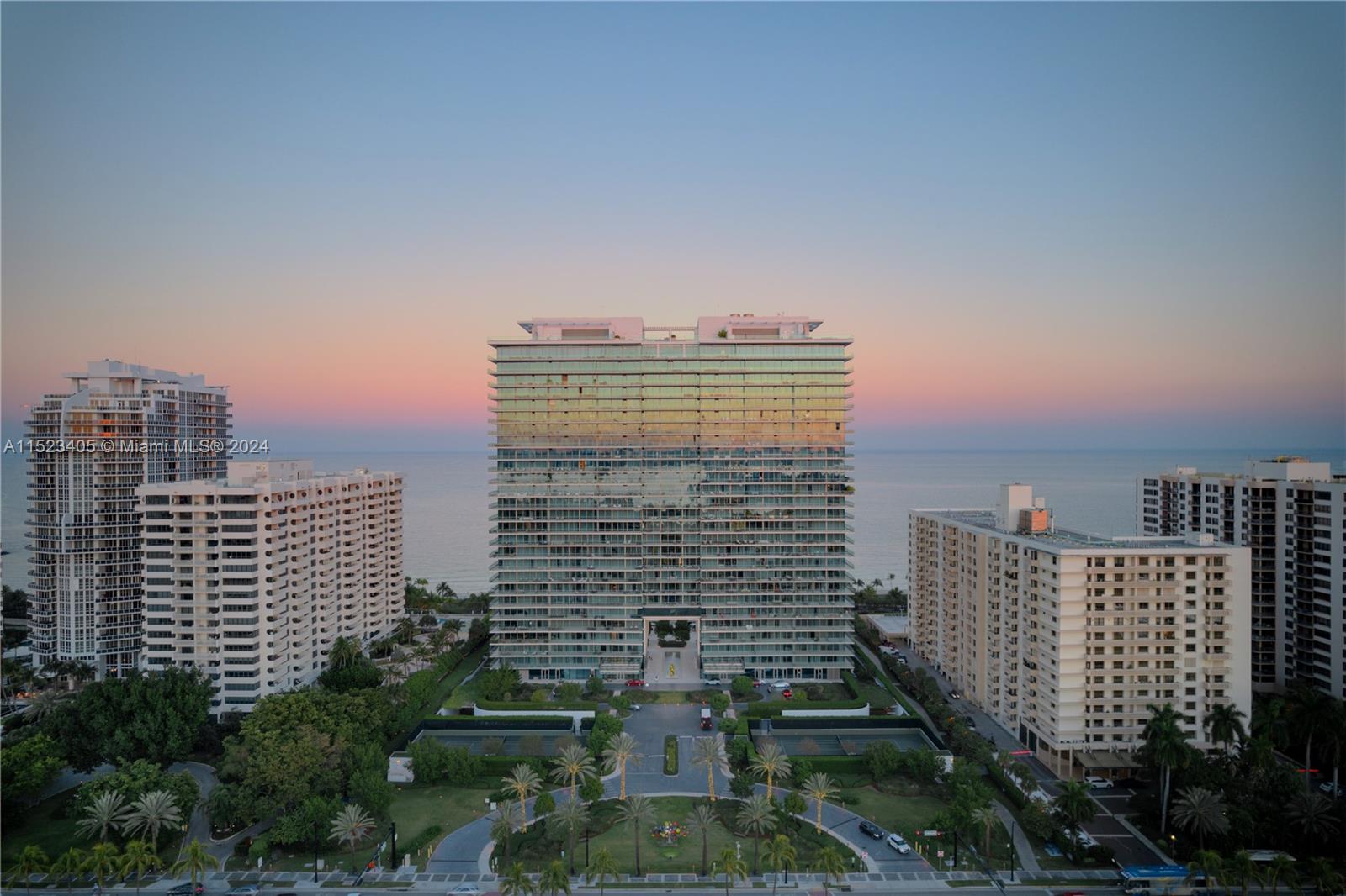 10201 Collins Ave # 305