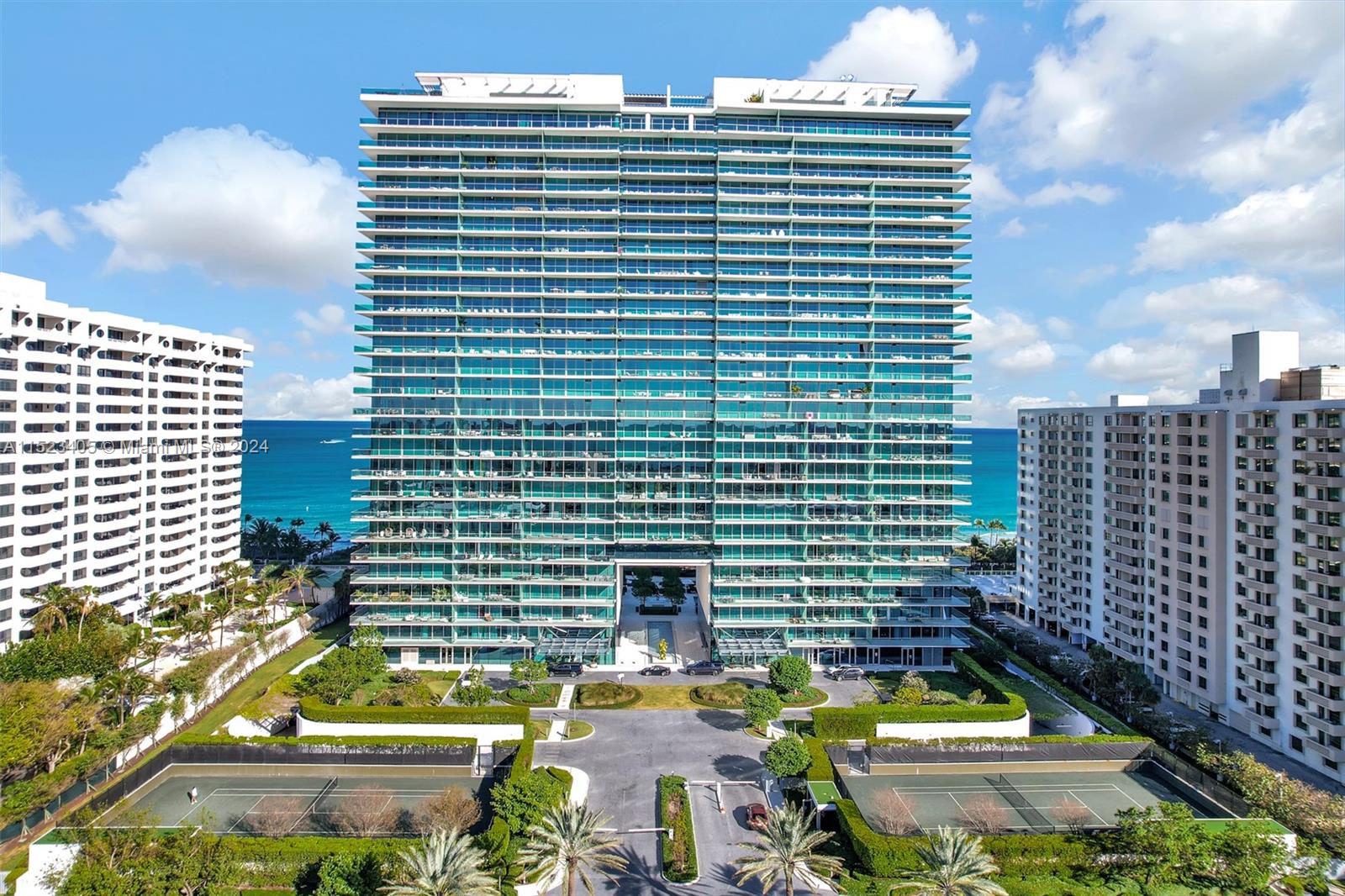 10201 Collins Ave # 305