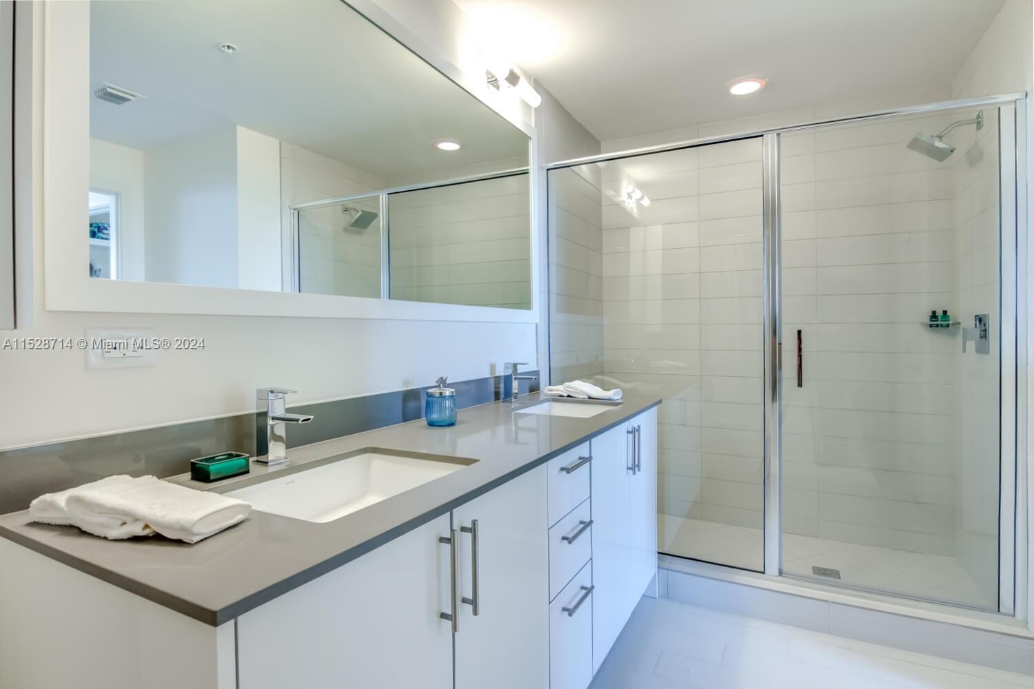 999 SW 1st Ave # 2906