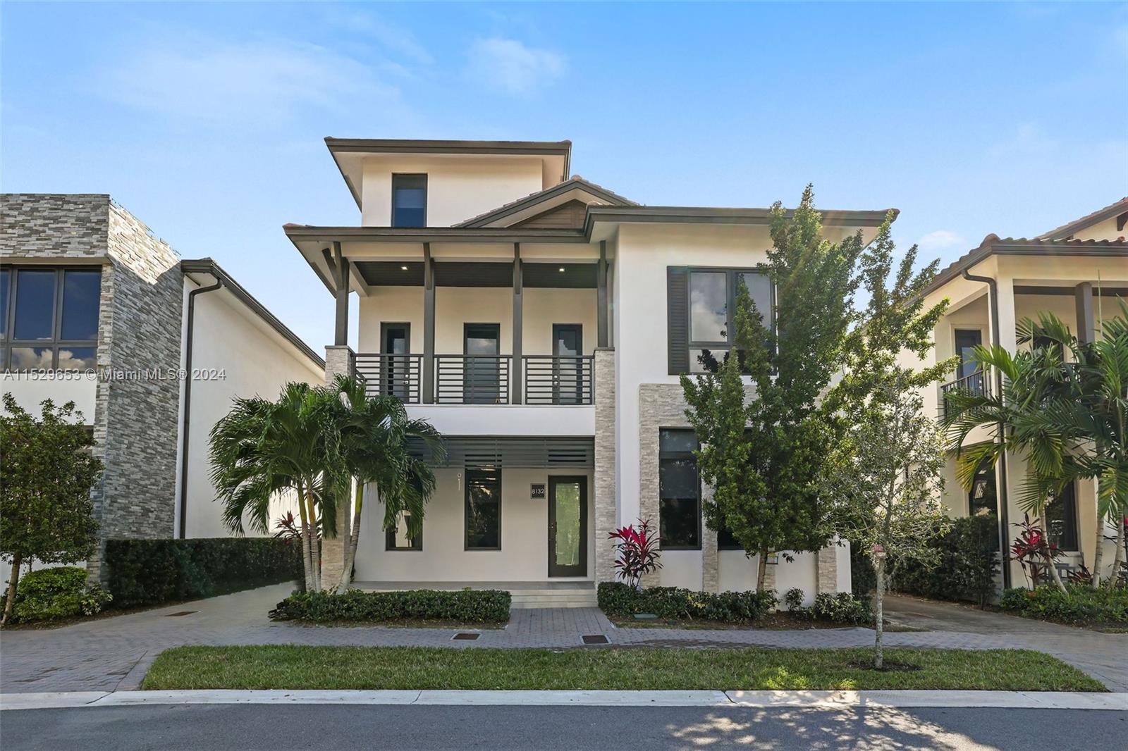 8132 NW 48th Terrace