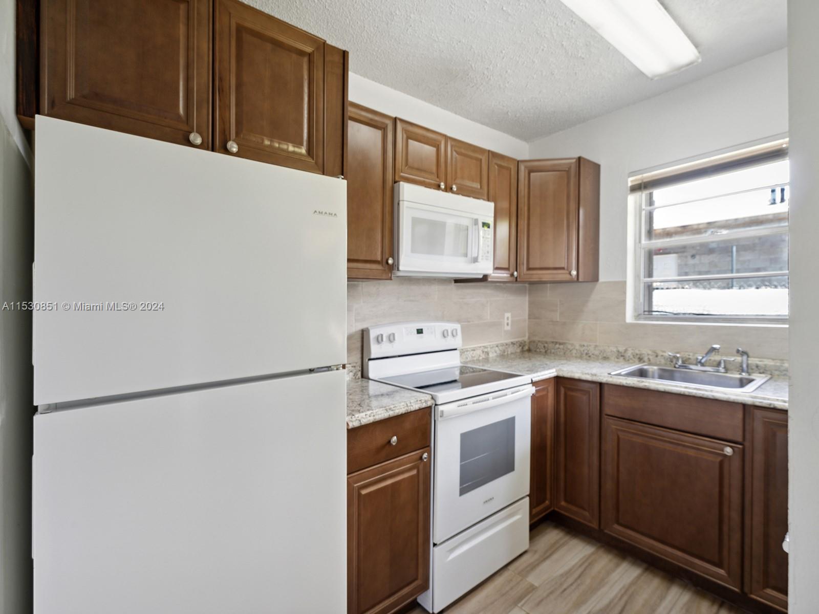 704 NW 3rd Ave