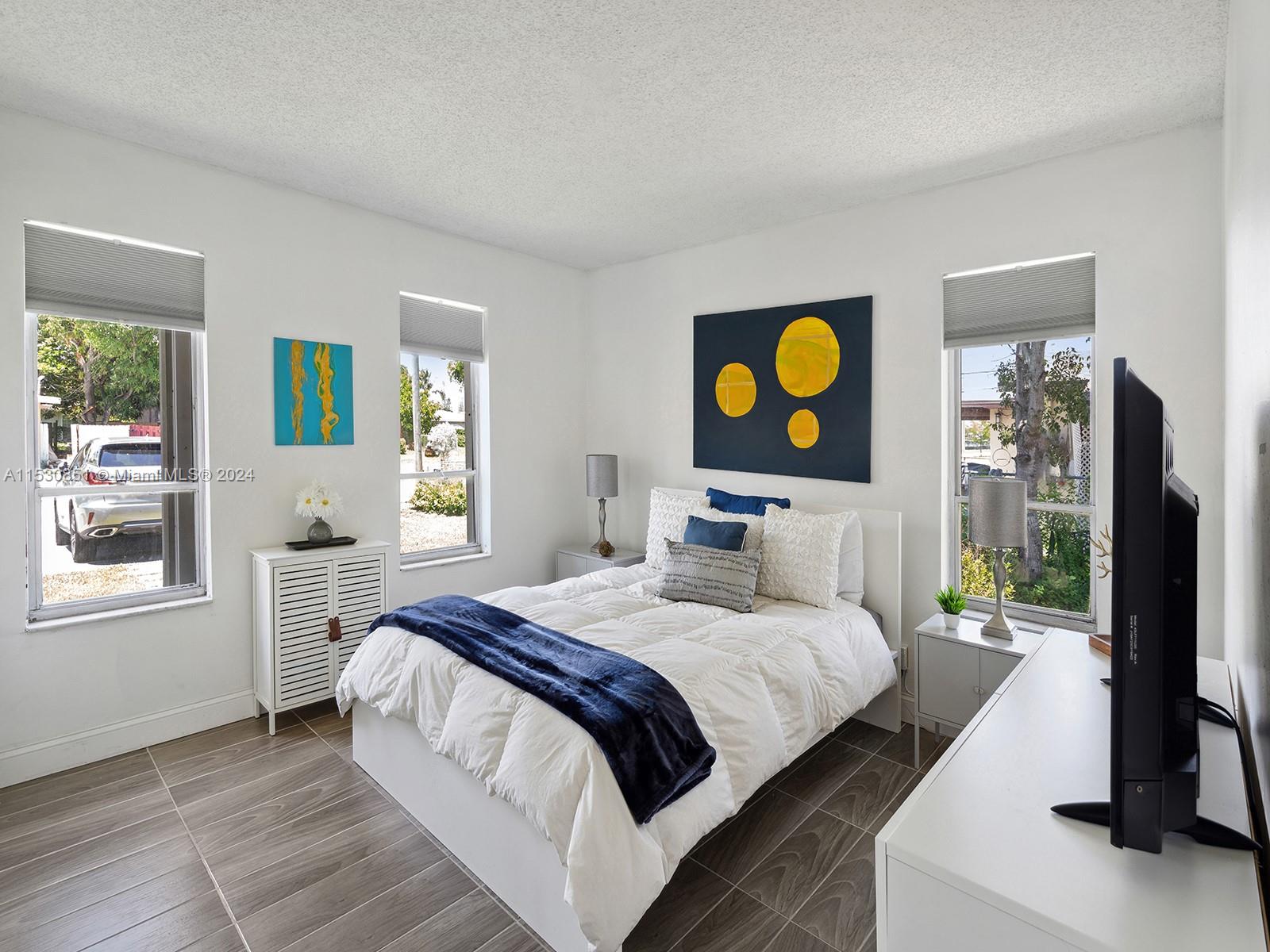 704 NW 3rd Ave