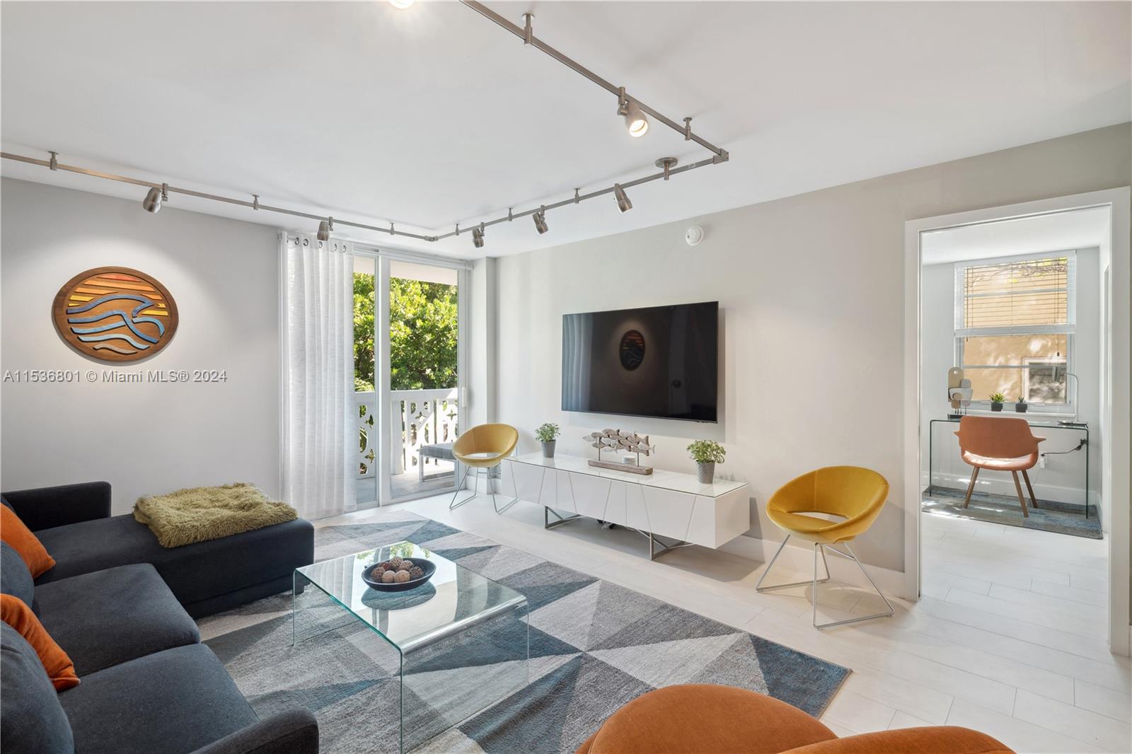 1020 Meridian Ave # 204