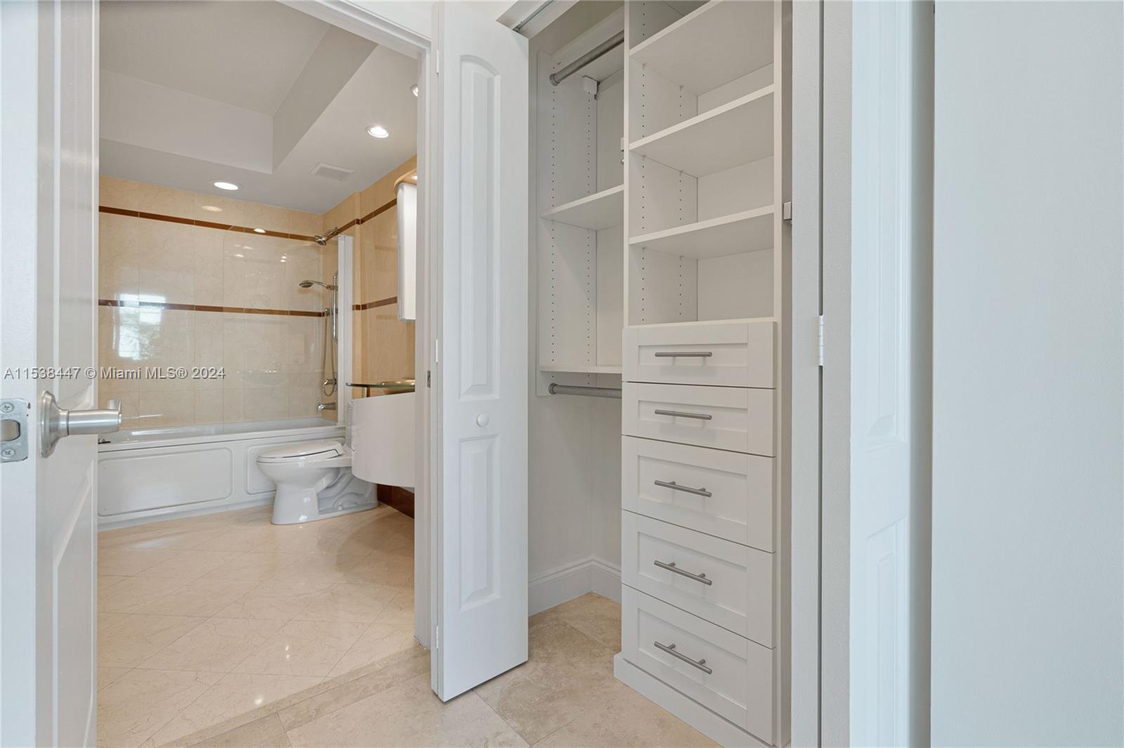 110 Washington Ave # 1624