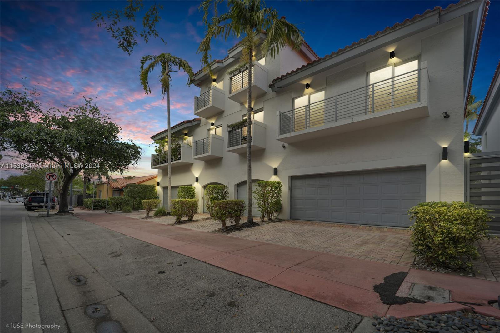 208 Jefferson Ave # 109
