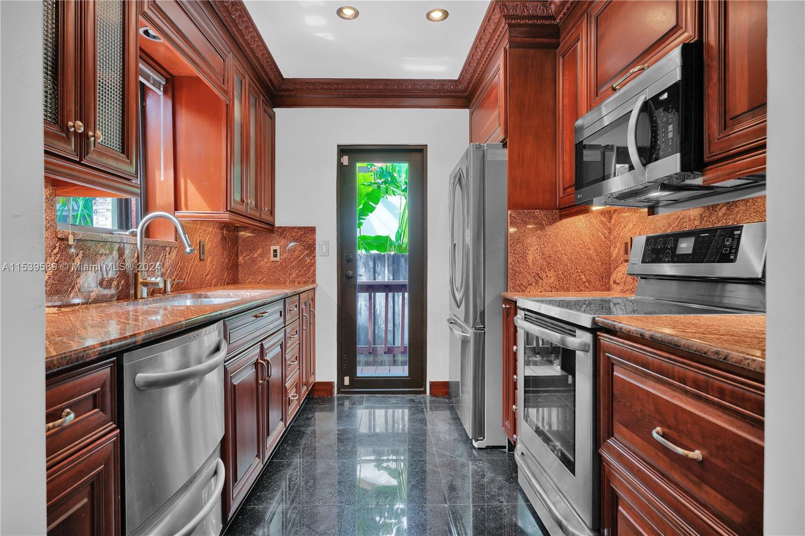 782 NE 74th St